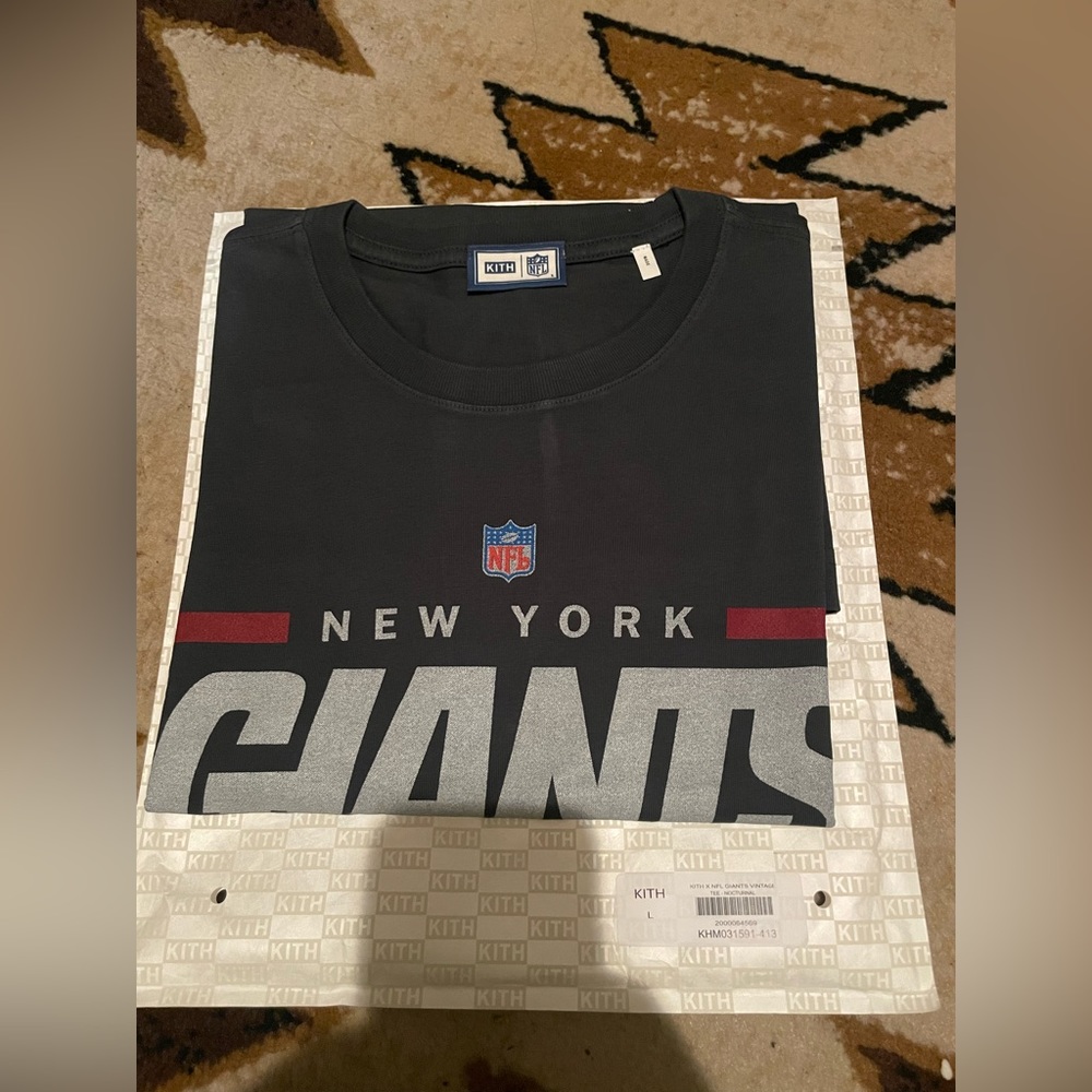 Kith x NFL Giants Vintage Tee - Picture 2 of 4